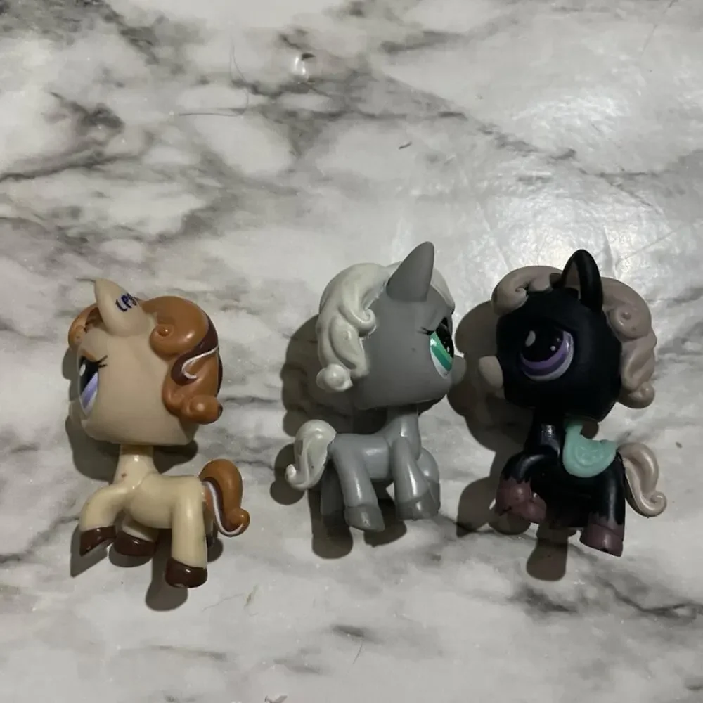 Littlest pet shop horse bundle